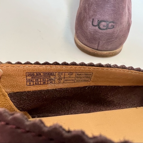 UGG Vista Driving Moccasins Flats Size 8 In Burgundy Plum — Gently Worn - Picture 5 of 6